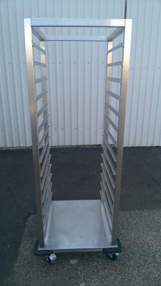 GN 2/1 Kerekes regál