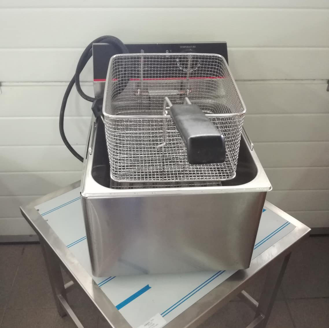 Elektromos asztali fritőz 15 L